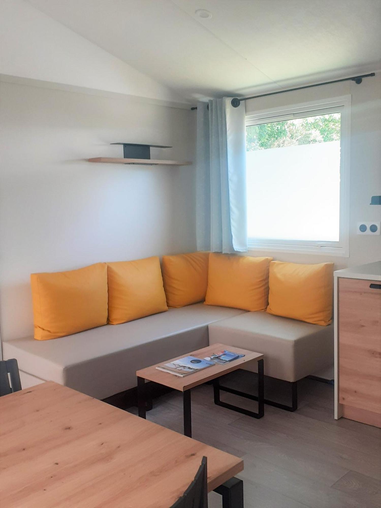 Camping De Brouel Ambon Exterior foto